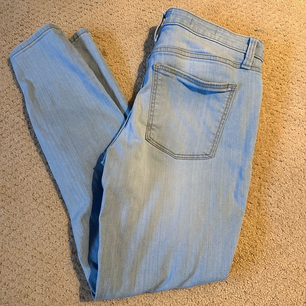 Universal Thread Mid Rise Skinny Jeans